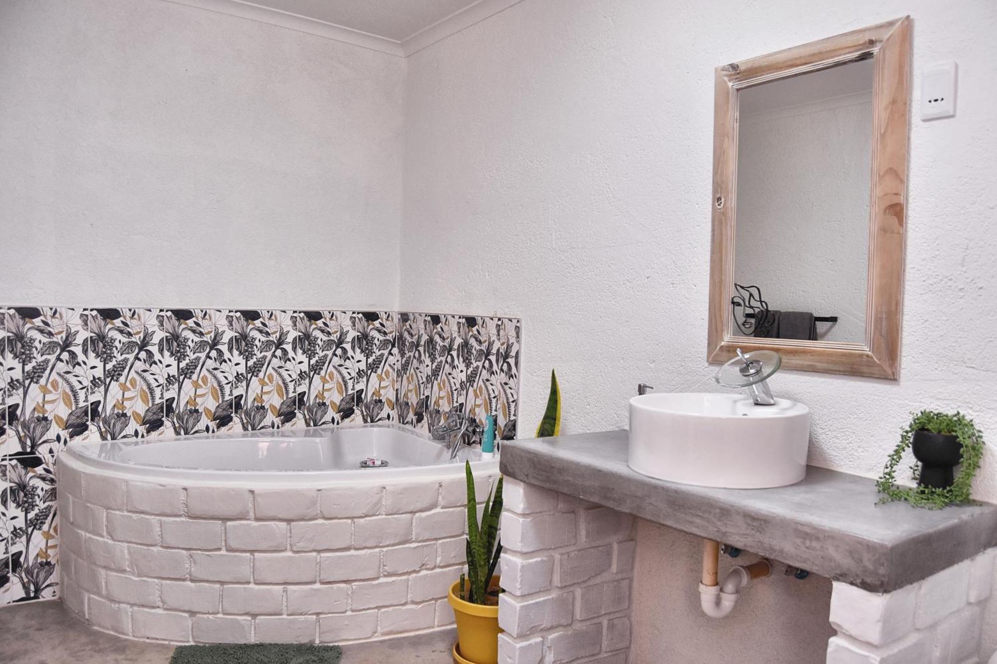 אומרורו Knowhere Selfcatering Unit 1 Na מראה חיצוני תמונה