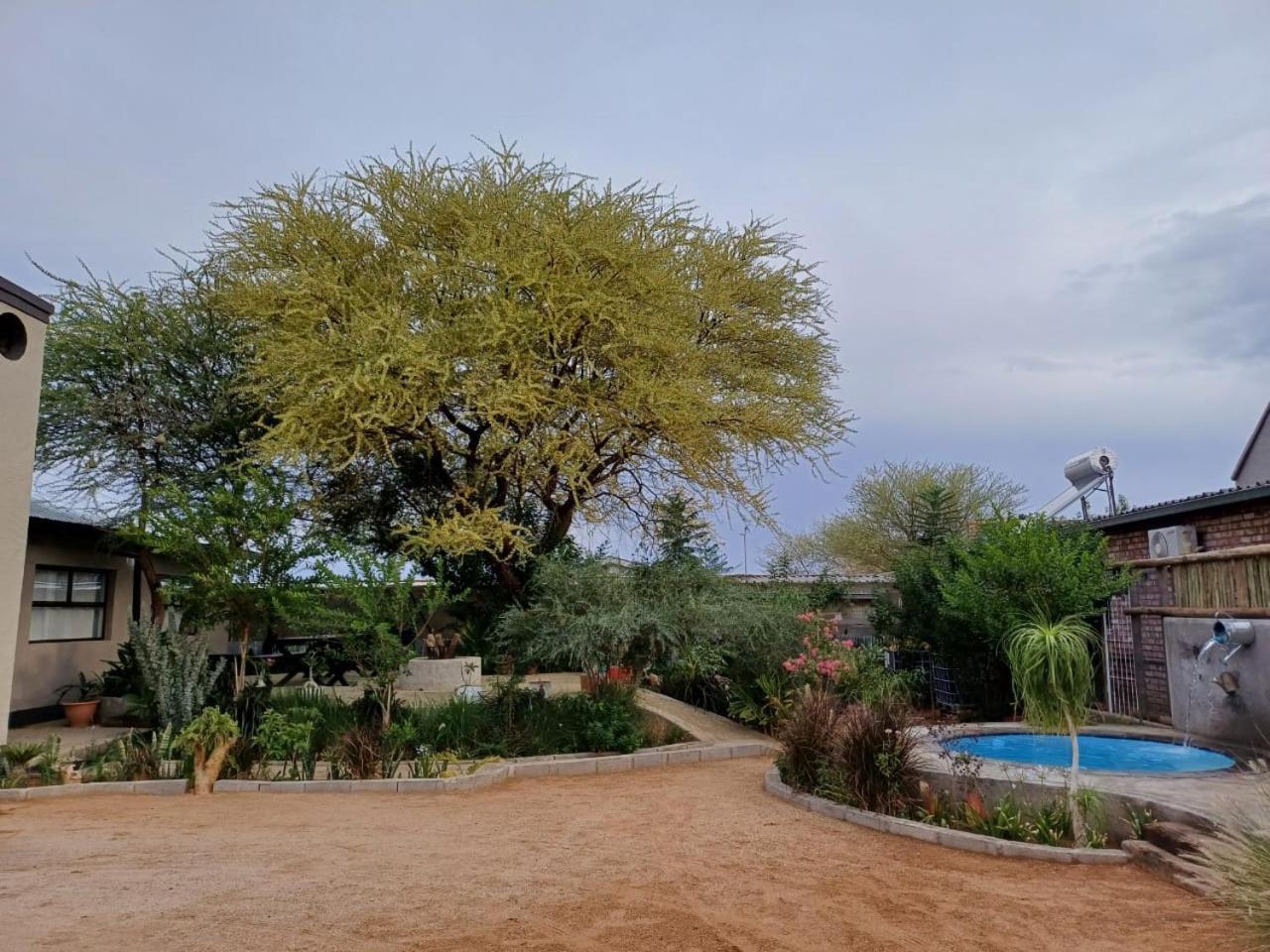 אומרורו Knowhere Selfcatering Unit 1 Na מראה חיצוני תמונה